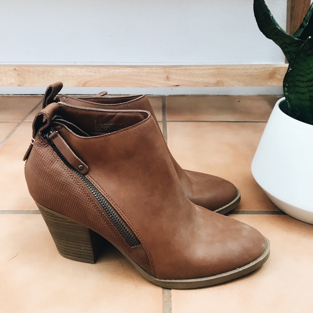 Cognac Ankle Heeled Booties